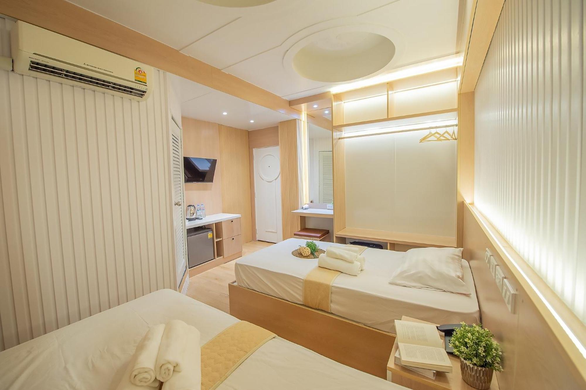 Thrive Hotel Бангкок Экстерьер фото